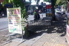 Bán nhà mặt tiền gần chợ cách bờ kè 200m