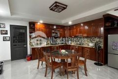 Nhỉnh 80trm2 có biệt thự sân vườn hồ tây. ô tô đỗ cửa. 4 mặt thoáng. đẹp ở ngay.