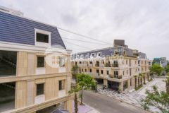 Bán nhà đang xây 120m2 mặt tiền đường hùng vương