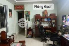 Cần bán nhà riêng quận 7 hẻm xe hơi có sân rộng