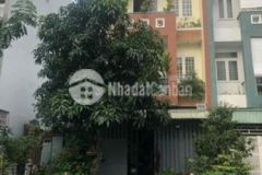 Nhà bàn 4 lầu giá hạt dẻ kdc sadeco phước kiển