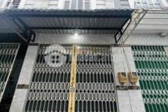 Nhà đsh 3 lầu giá rẻ xây mới 100 thị trấn nb