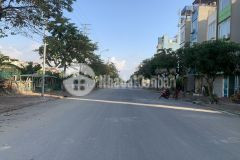 Ban gâp 34m2 đât tai đinh cư trâu quy, gia lâm, măt đương 22m quay ra đương 5.