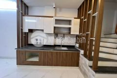 Bán nhà 5 tầng đội cấn, nhà xây mới 6 phòng ngủ, dt 40m2 giá 4,8 tỷ