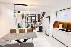 Hot hot hot hoàng mai ô tô đỗ ngay cổng 35m25t. mt 4m