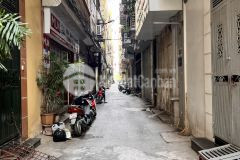 Bán nhà mạc thái tổ, cầu giấy, hà nội. dt 40m2 x 5t, mt 5m giá 9,6 tỷ.