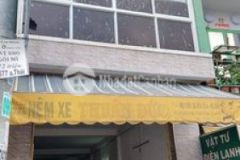 Nhà mặt tiền lũy bán bích cần bán gấp