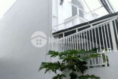 Cần bán nhà 1tret 1 lầu