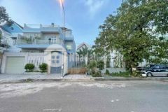 Nền biệt thự đối diện công viên khu công trình 8