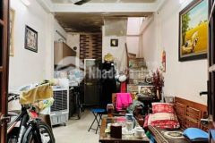 Lô góc kd ngõ thông nhộn nhịp ngày đêm thoáng sáng tứ phía. 100 trm2 phố 83