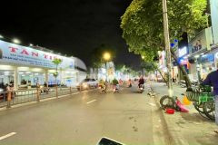 Bán nhà mặt tiền ngay lê văn sỹ q3. 184m2 giá chỉ 30tỷ