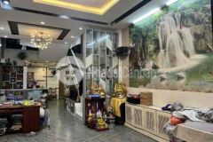 Cần bán gấp nhà 2 tầng mặt tiền lê thạch giá rẻ