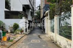 Bán gấp dãy trọ có căn hộ chủ ở hc bắc chỉ 2tỷ8tl