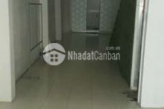 Nhà mặt tiền trung tâm chợ