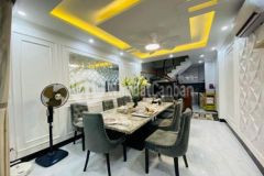 Bán gấp nhà hoàng mai 30m2 4 tầng giá 2 5 tỷ