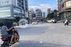 Nhà đẹp phố cổ, chỉ 4 tỷ có ngay nhà mới trung tâm nguyễn sơn 42m 5t.