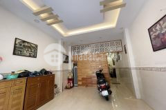 Nhà mặt tiền khu đường số sát vách quận 1 bán gấp 15,9 tỷ