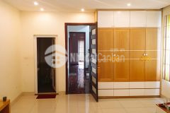 Bán nhà hoàng mai 62m2 5t nhà mới sổ đẹp gần chợ 3 bước ra phố 80trm