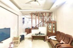 Bán nhà đội cấn mặt ngõ 10 m ra phố 30 m2 chỉ nhỉnh 4 tỷ