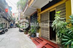 Bán nhà nghĩa tân, cầu giấy, hà nội. dt 46m2 x 4 t, mt 3,5m. giá 9,4 tỷ.