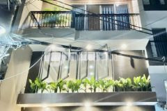 Tin thật 100 nhà như hình khu vườn lài phường tân thành quận tân phú. 5.5m x13m. 5 tầng. ở liền