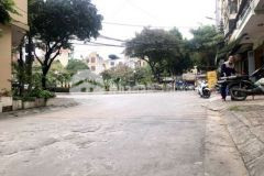 Nhỉnh 4tỷ nhà 30m thịnh liệt oto tránh vỉa hè kd