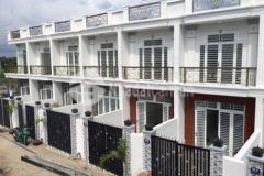 Nhà 1 lầu 32m2 2pn mt trần văn giàu bc 425tr