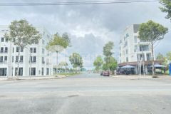 Bán nhanh sổ sẵn stella mega city giá chỉ 2 1 tỷ