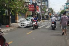 Bán nhà mặt tiền đường bùi văn thêm, p. 9, phú nhuận.