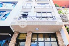 Bán nhà mặt phố ngọc khánh, 52m vị trí đẹp kd đỉnh, giá 25,5 tỷ. lh 034.915.7982.