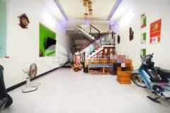 Gấp nhà đồng kè kiệt ô tô tải siêu rộng chỉ 2,26 tỷ