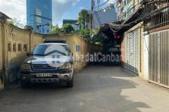 Bán nhà mới cầu giấy, ô tô đỗ cửa, thang máy 38m, 5t chỉ nhỉnh 6 tỷ.