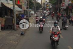 Mặttiền 4lầu 4x28 120m2 thíchquảngđức phanđăng lưu