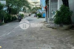Bán nhà thô cư mặt tiền hẻm xe tải vi vu