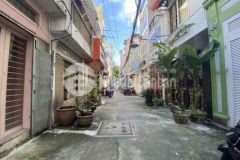 Bán nhà ngay mặt tiền nguyễn hiền 4 tầng 3 9tỷ