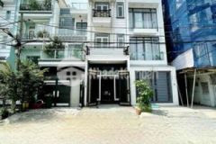Nhà 4x13m 3 lầu 4 phòng mặt đường 20m