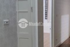 Bán căn hộ 72 m2 2 pn tòa n02 ngõ 84 chùa láng