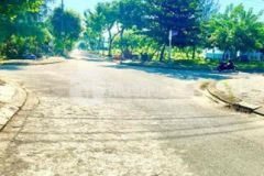 Góc ngã tư đường nguyễn thức tự lê trung đình