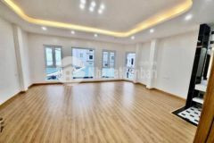 Nhà nguyễn khang thang máy 10m oto cho thuê vp cty