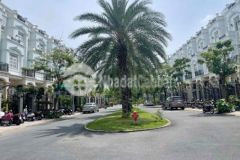 Bán nhà dự án little vilage ngay giagamall pvđồng