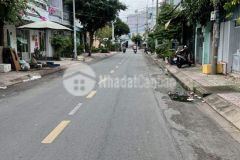 Bán nhà mặt tiền đường lê lư, q. tân phú, 2 tầng, 5 tỷ6.