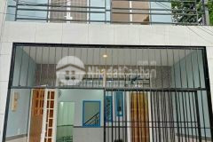 Bán nhà gần chợ cần đước, nhà 1 trệt 1 lầu ngay trung tâm hành chánh