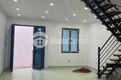 Chính chủ cần bán nhà thượng thanh long biên 40mx4t ngõ thông ô tô qua nhà giá 2.95 tỷ.