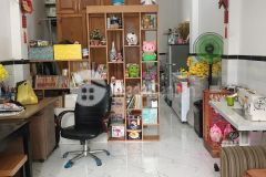 Nhà nhỏ xinh 3,5 tỷ thạnh lộc 19 2 tầng nở hậu tài lộc