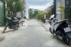 Nhà bè tp hcm cần bán nhà đẹp đường ô tô