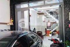 Chủ ngộp giảm nữa tỷ xe hơi ngủ trong nhà quận 7