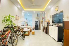 Bán nhà lê thanh nghị, 43m2, ô tô cách 20m, 4 tỷ 3. lh 0903854881