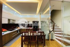 Bán nhà hoa bằng, cầu giấy, hà nội. dt 39m2 x 5t, mt 5,5m. giá 8,6 tỷ.