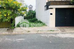 Đât chính chủ ngay ubnd xã qui đức, 115m2 shr full thổ cư