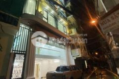 Tòa nhà building 7 tầng gara 4 cái vỉa hè 70m 14tỷ